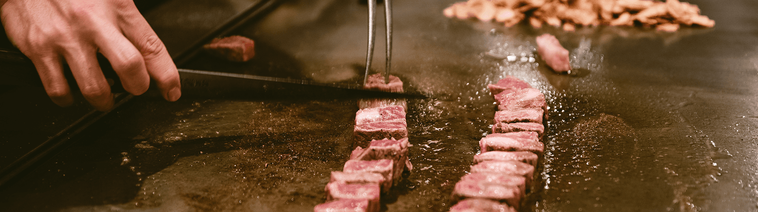 meat on flattop grill